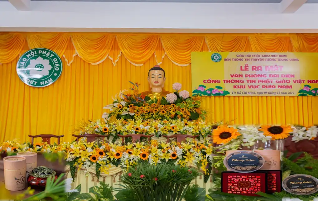 Nhang trầm Thiên Mộc Hương góp phần làm nên sự thành công cho buổi lễ ra mắt.