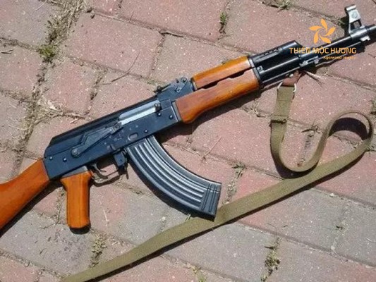 ước mơ về súng AK