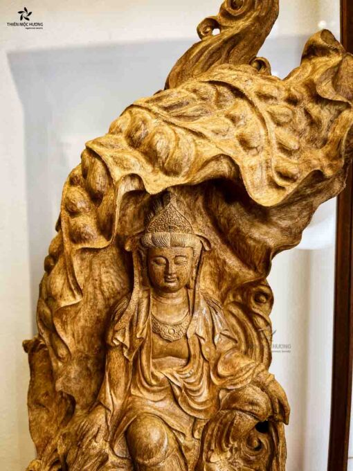 Tượng Phật Bà Quan Âm Lớn