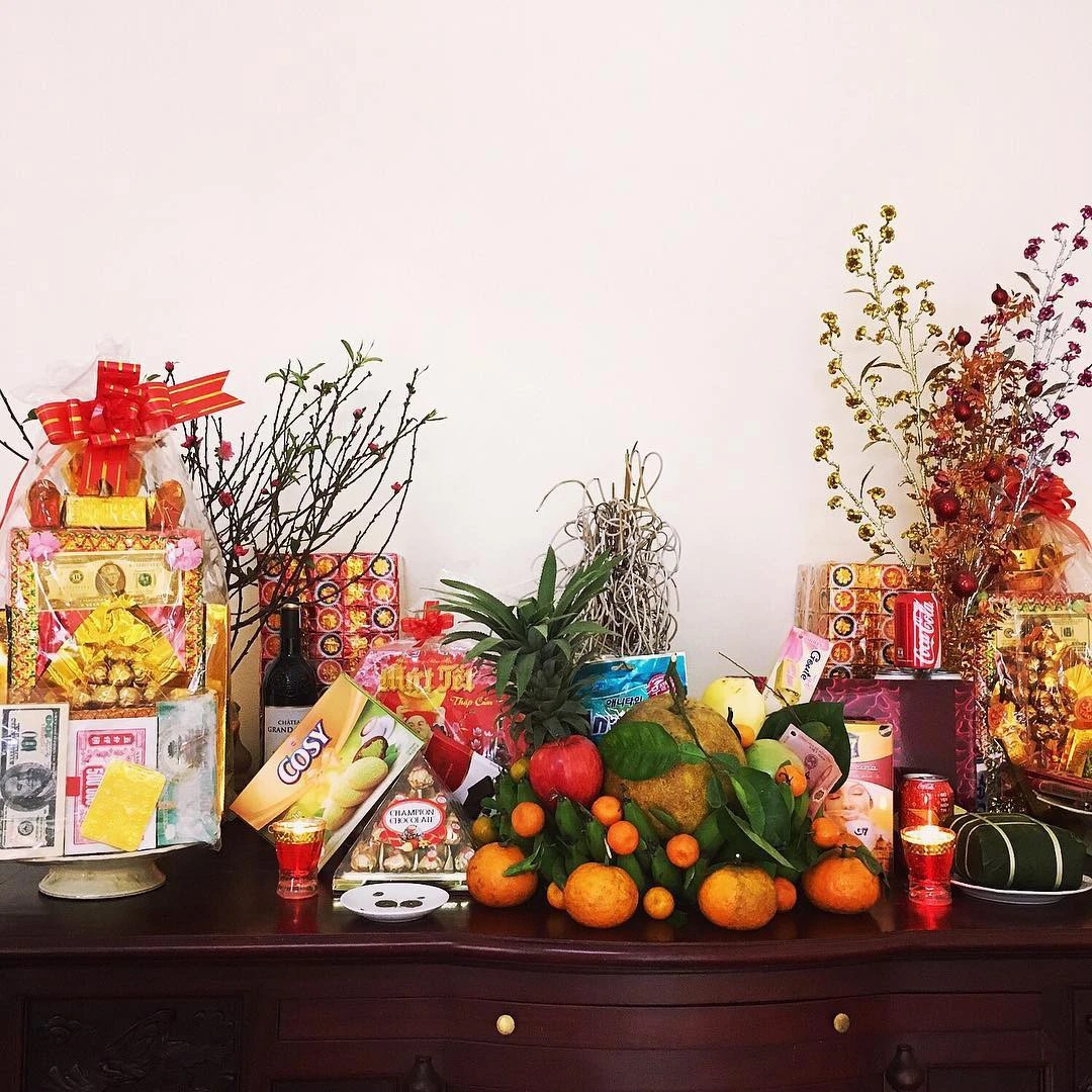 Trang trí bàn thờ Tết người miền Trung