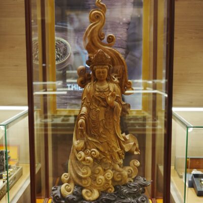 Tượng Phật Trầm Hương Thiên Từ Quán Âm