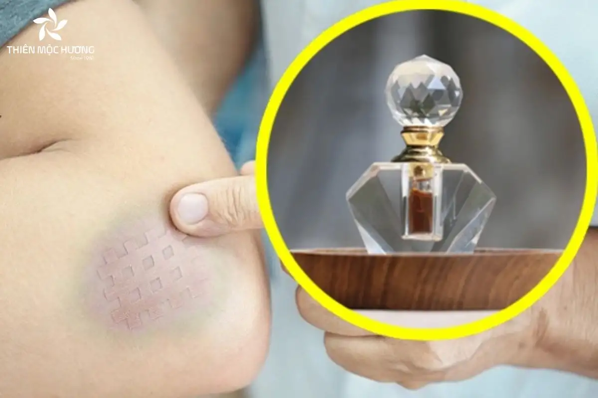 Người dùng có thể xoa trực tiếp tinh dầu trầm Thiên Mộc Hương đã pha loãng lên các huyệt đạo và massage nhẹ nhàng để nhanh chóng cảm nhận sự thư giãn cơ thể và tinh thần