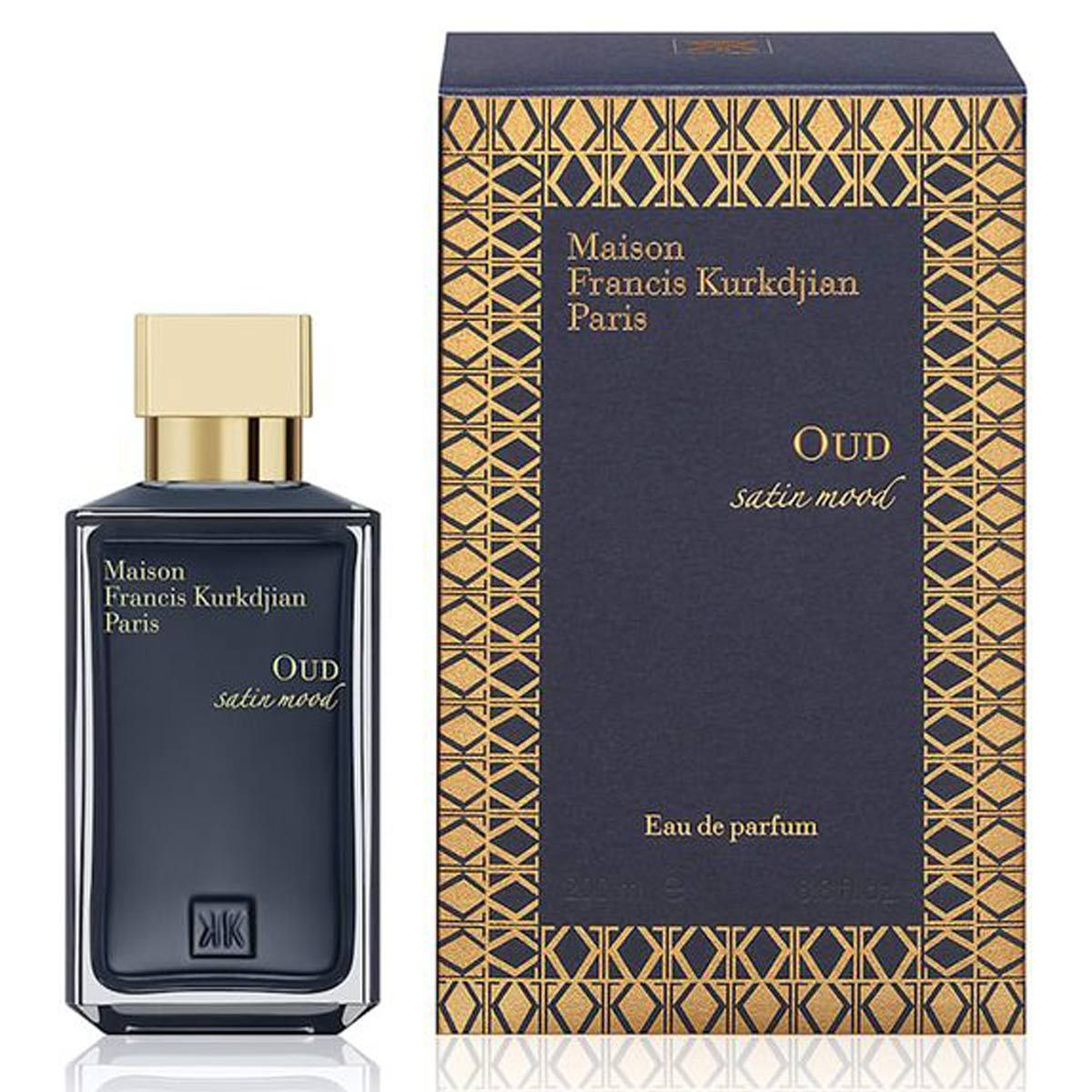 Maison Francis Kurkdjian Oud Silk Mood mang đến trải nghiệm hương trầm ấm nồng kết hợp tinh tế cùng các nốt hoa thanh nhã, có độ lưu hương 6-9 giờ với dung tích 70ml