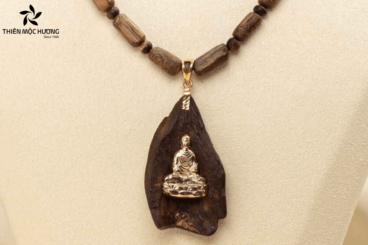 Mặt dây chuyền trầm hương