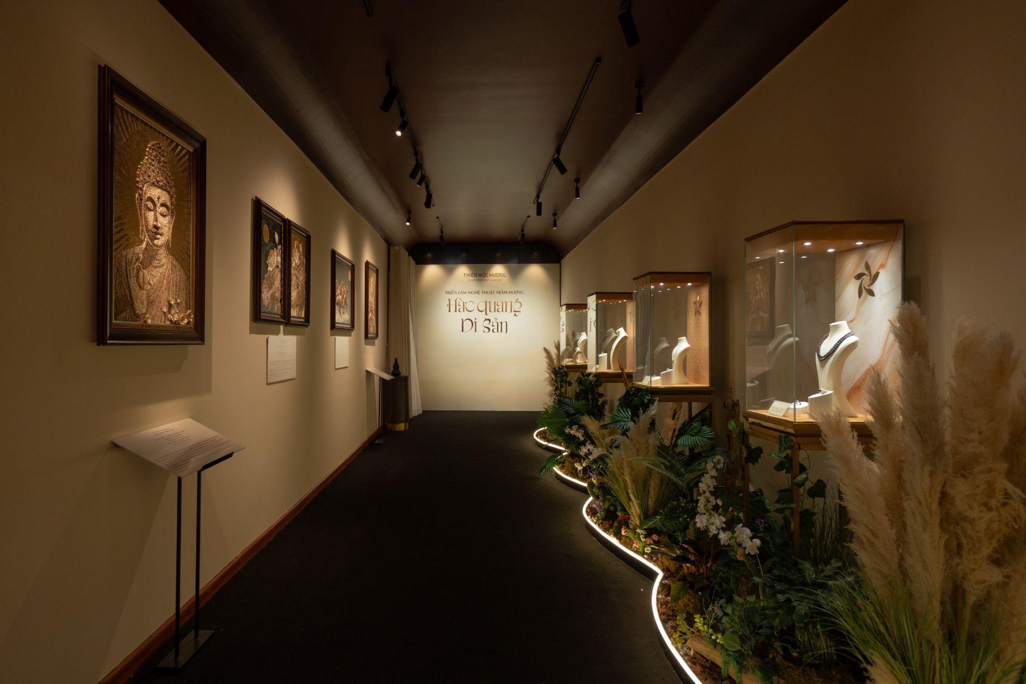 Không gian Nghệ thuật Trầm Hương - Hào Quang Di Sản diễn ra tại Agarwood Art Gallery (20-20A Nguyễn Trãi, Phường Chợ Quán, TP.HCM)