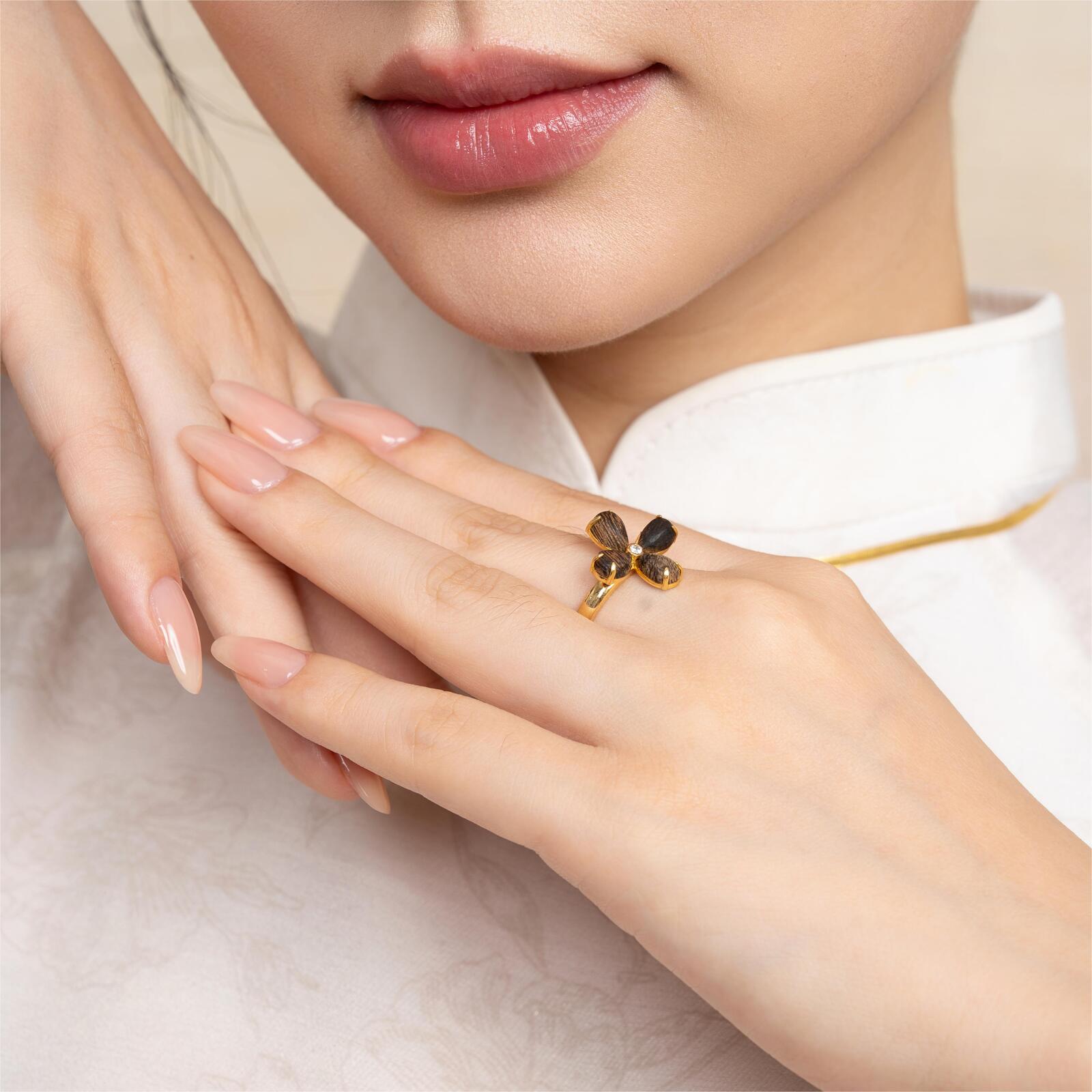 Nhẫn Trầm Hương Tứ Diệp Thảo - Trầm Hương Việt Nam - Ảnh 2