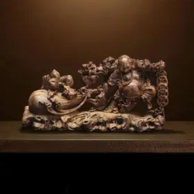 tượng trầm hương