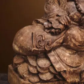 tượng trầm hương