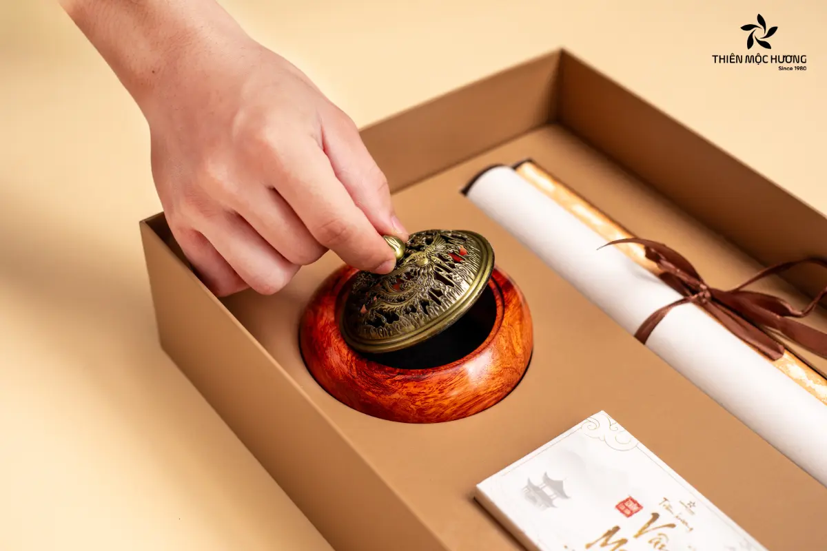 lư gỗ xông trầm