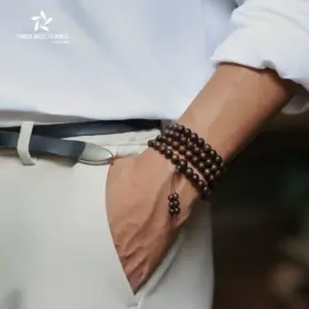 vòng tay trầm hương