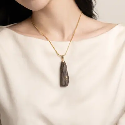 mặt dây chuyền trầm hương