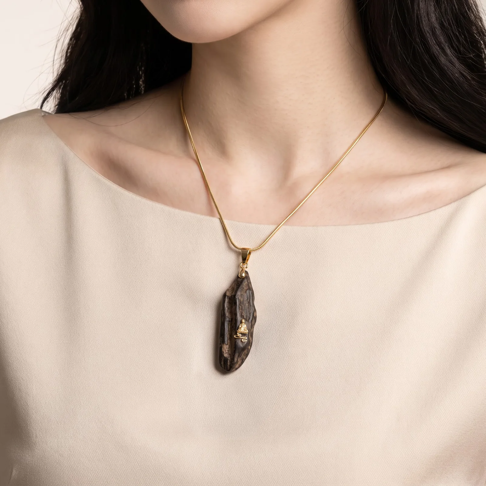 mặt dây chuyền trầm hương
