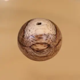 vòng tay trầm hương
